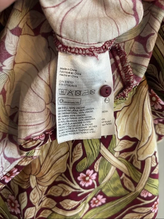 Morris & Co Floral Print Long Sleeve Midi Dress in Olive and Cream - Picture 3 of 9